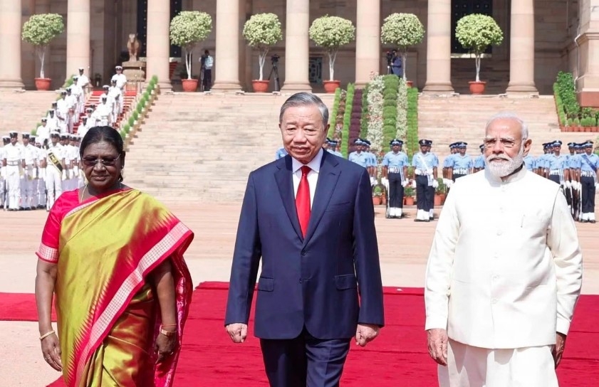 India hosts official welcome ceremony for Vietnam's top leader